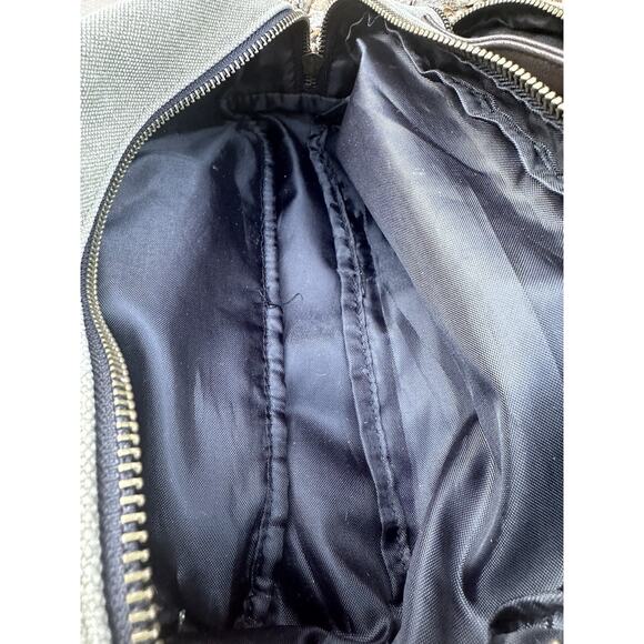 Lacrosse Shave Kit Travel Bathroom Make up Grooming - Olive Green/ Khaki - Picture 9 of 12